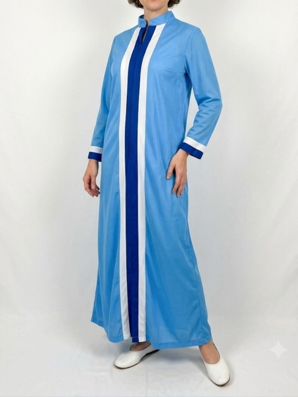 Vintage 70s Housecoat Size Medium Full Length Blue New Deadstock Half Zip Nylon